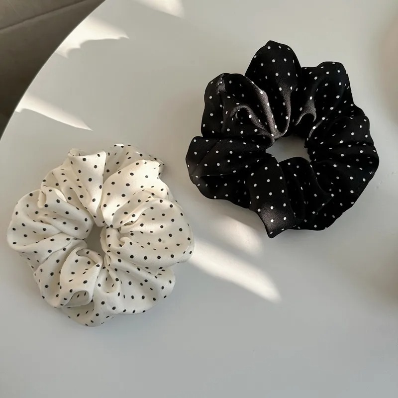 Tech Accessories For Women - 2 Piezas de Elegantes Coleteros Minimalistas