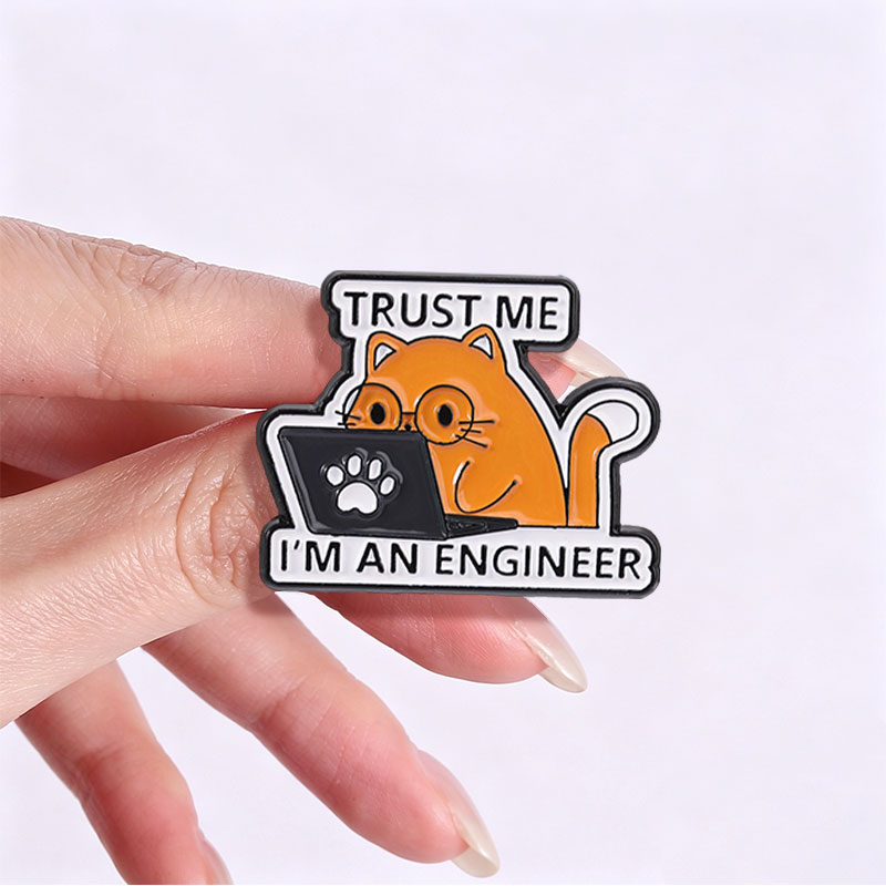 Pin de esmalte con cita de ing - Tech Accessories Store reseña y precio