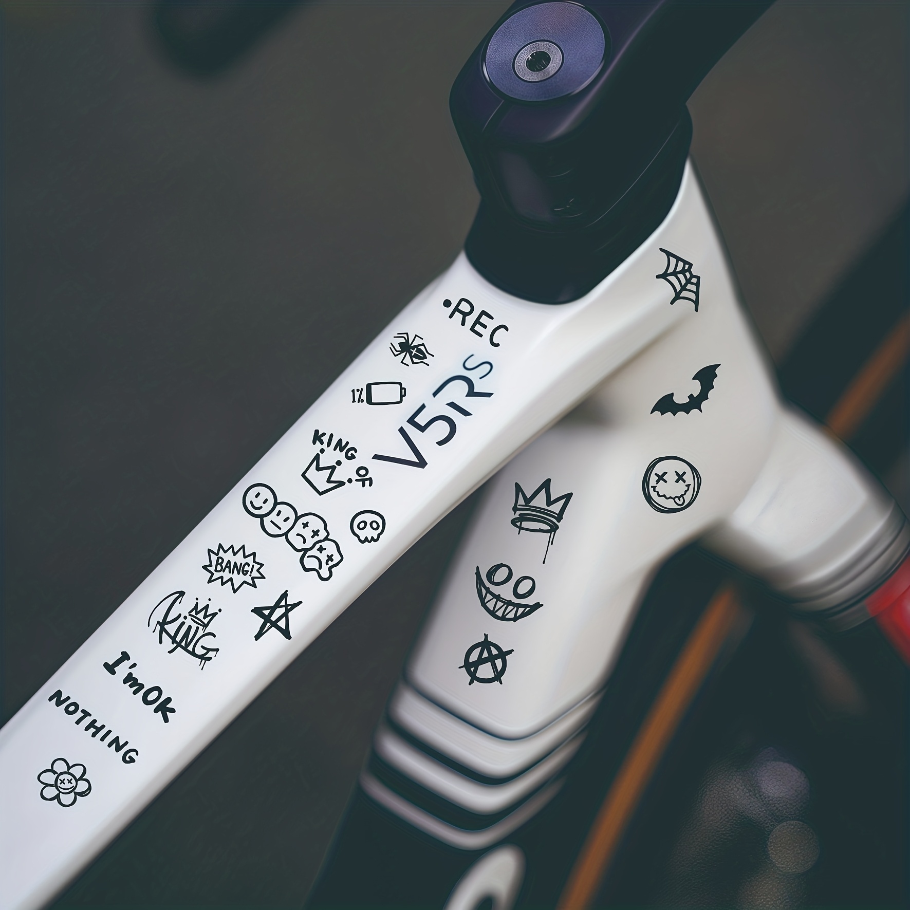 1 set de pegatinas de grafiti  - Tech Accessories Bag reseña y precio