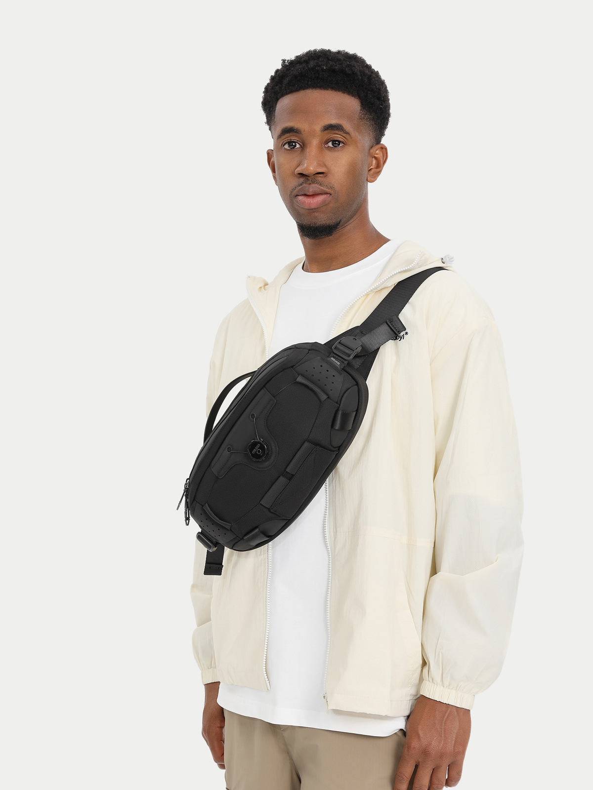 OZUKO-Bolso de pecho multifunc - Tech Accessories Bag reseña y precio